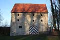 Geseke, Burg Strmede, Das groe Torhaus von Sden. Foto: Eismann 2011