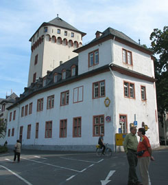 Stadtseitige Fassade, Foto: R. Friedrich (2003)