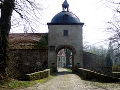  Das Torhaus von Haus Sgeln. Foto Eismann 2015